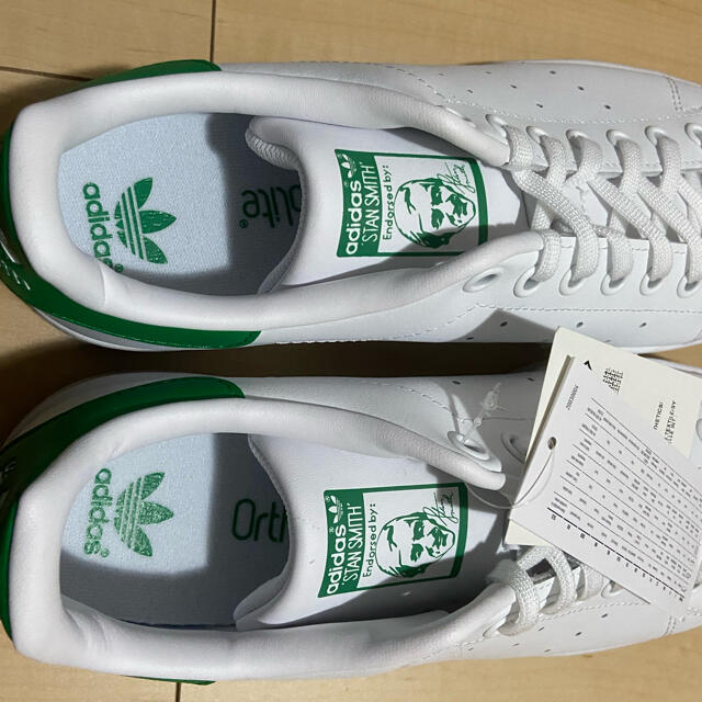 adidas(アディダス)のSTAN  SMITH  J 未使用品　25.5センチ メンズの靴/シューズ(スニーカー)の商品写真