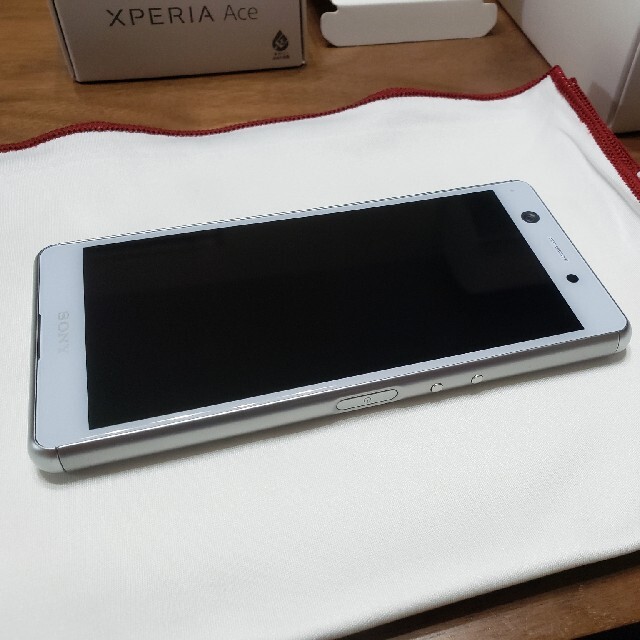 Xperia ace  正規モバイル店購入 ほぼ新品 即決OK