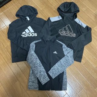 アディダス(adidas)のadidas パーカー　140cm (ジャケット/上着)