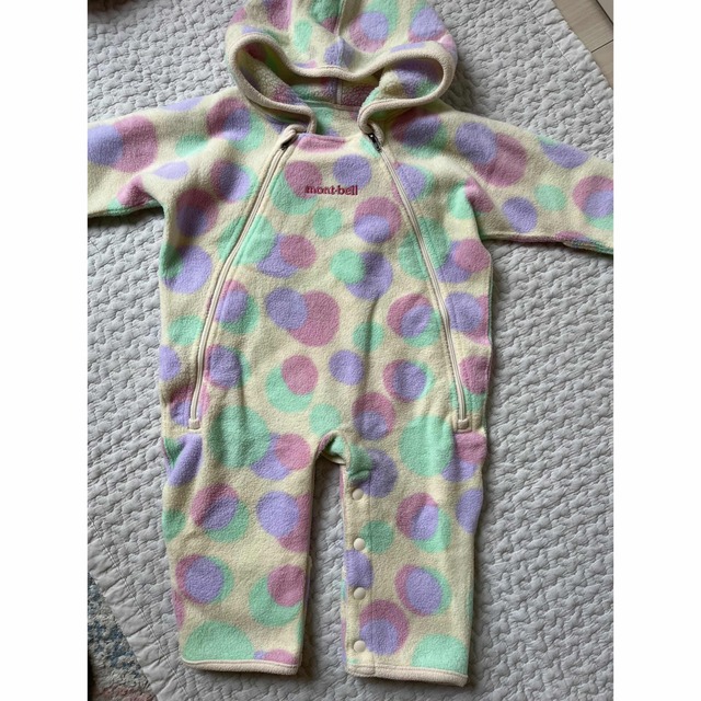 babyGAP(ベビーギャップ)のBabyGAP カーディガン　モンベルカバーオール キッズ/ベビー/マタニティのベビー服(~85cm)(ニット/セーター)の商品写真