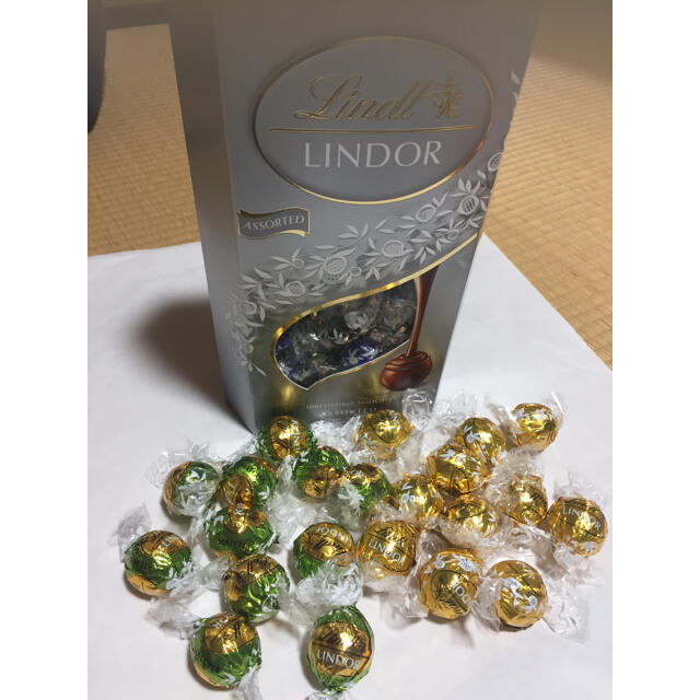 Lindt(リンツ)の新品♡リンツリンドール♡リンツチョコレート♡リンツ 食品/飲料/酒の食品(菓子/デザート)の商品写真