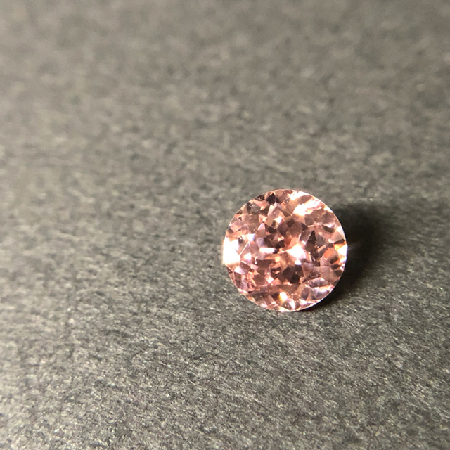 ジルコン　ブラウニッシュピンク　1.2ct ルース　ソーティング付各種パーツ