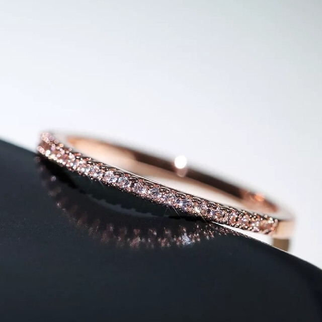 薄型  指輪  リング   キュービックジルコニア   ピンクゴールドカラー レディースのアクセサリー(リング(指輪))の商品写真