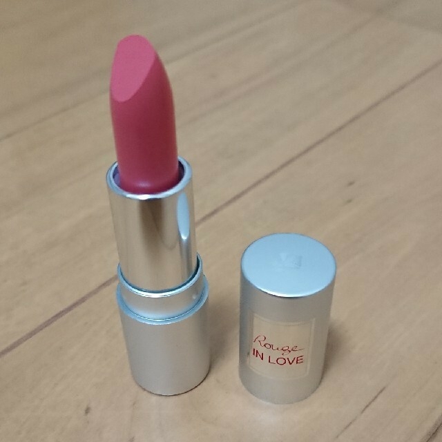 LANCOME(ランコム)の未使用品 ランコム ルージュインラブ 132M コラユインラブ ミニサイズ コスメ/美容のベースメイク/化粧品(口紅)の商品写真