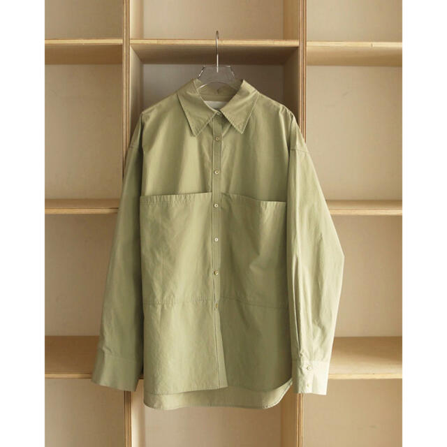 TODAYFUL(トゥデイフル)の"Taffeta Pocket Shirts" todayful レディースのトップス(シャツ/ブラウス(長袖/七分))の商品写真