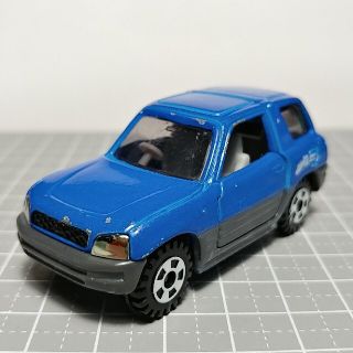 タカラトミー(Takara Tomy)の1053 トミカ No24(1994) トヨタ RAV4(初代) 青(ミニカー)