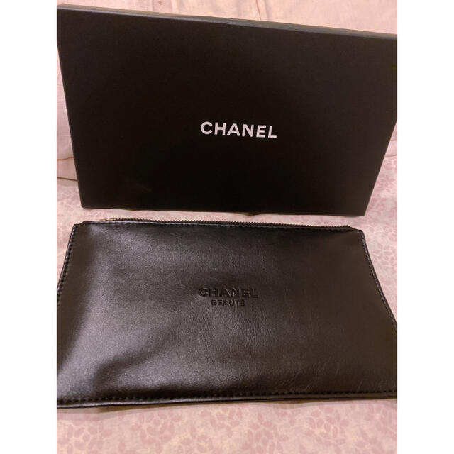 CHANEL(シャネル)のCHANEL シャネル ノベルティ ポーチ バッグ コスメポーチ レザー レディースのファッション小物(ポーチ)の商品写真