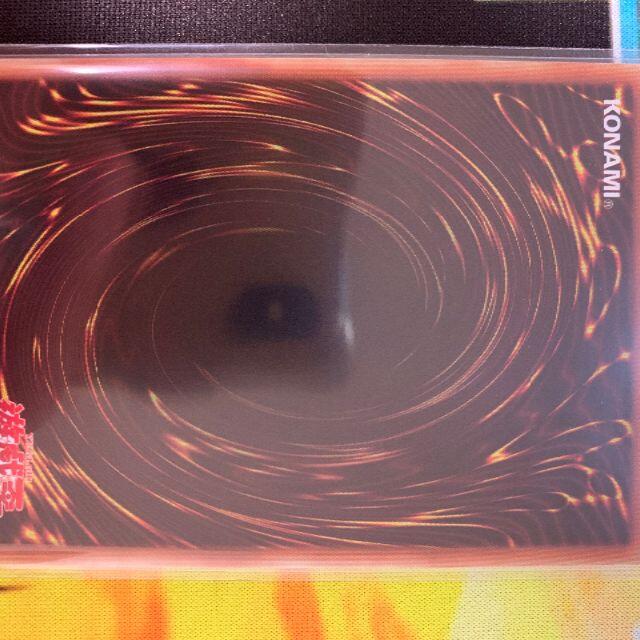 遊戯王(ユウギオウ)のＥ・ＨＥＲＯ　コスモ・ネオス　２０ｔｈシークレットレア エンタメ/ホビーのトレーディングカード(シングルカード)の商品写真