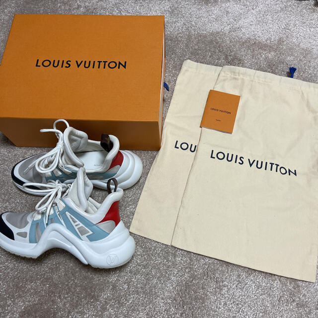 LOUIS VUITTON アークライト　39