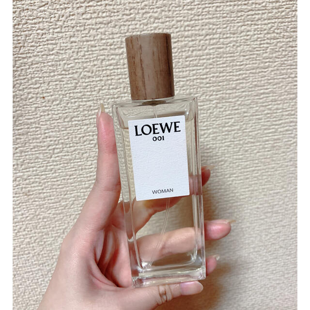 LOEWE(ロエベ)のロエベ　001 ウーマン　オードゥパルファン 50ml コスメ/美容の香水(香水(女性用))の商品写真