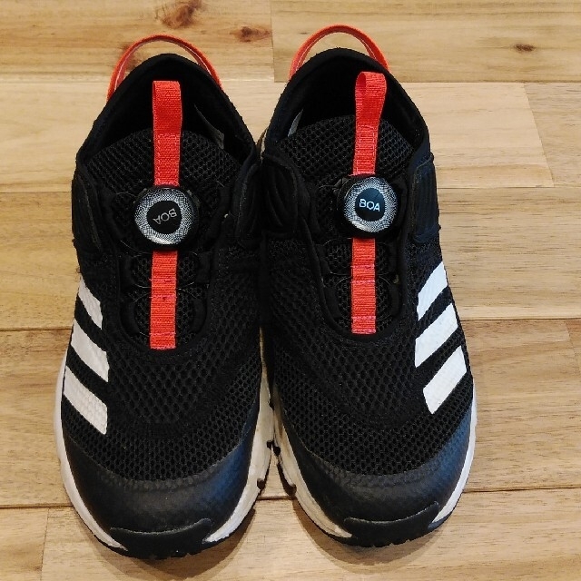Adidas ダイヤル式スニーカー22cmの通販 By はむはー S Shop アディダスならラクマ Adidas ダイヤル式スニーカー22cmの通販 By はむはー S Shop アディダスならラクマ