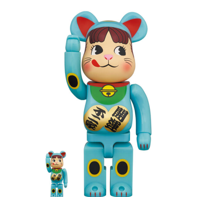 MEDICOM TOY(メディコムトイ)のBE@RBRICK 招き猫 ペコちゃん 青蓄光 100％ ＆ 400％ エンタメ/ホビーのおもちゃ/ぬいぐるみ(キャラクターグッズ)の商品写真