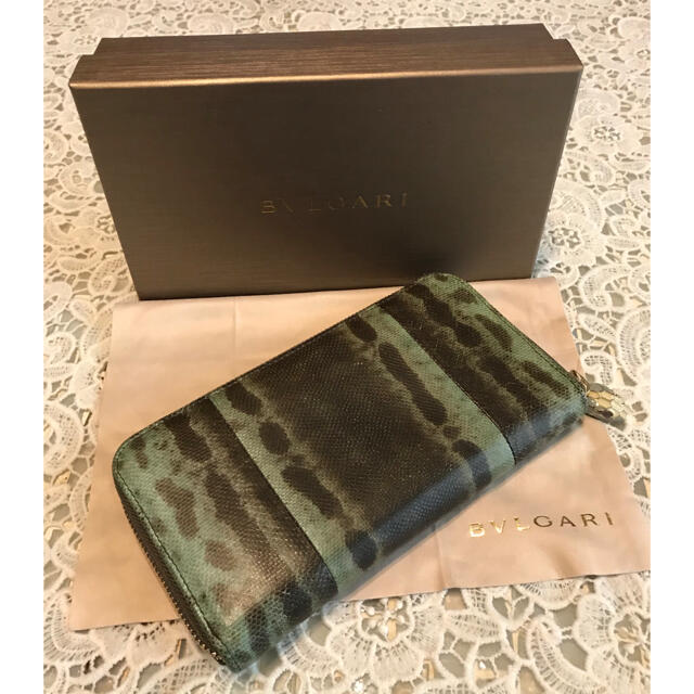 BVLGARI 正規品 パイソン長財布 🌟ぷふ様専用です🌟 BVLGARI 正規品 パイソン長財布 🌟ぷふ様専用です🌟