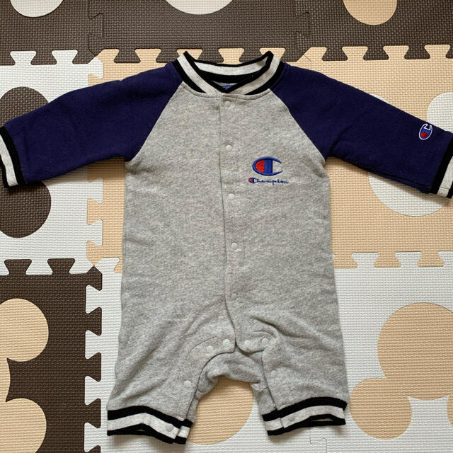 Champion(チャンピオン)の《梨乃様専用》*チャンピオン カバーオール 70cm キッズ/ベビー/マタニティのベビー服(~85cm)(カバーオール)の商品写真