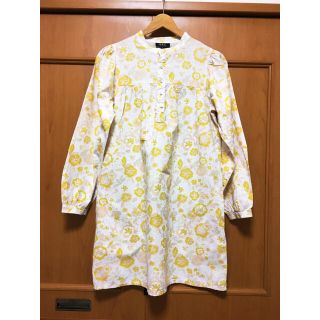 アーペーセー(A.P.C)のアーペーセーA.P.C 花柄ワンピース☆Sサイズ☆シャツワンピース(ひざ丈ワンピース)