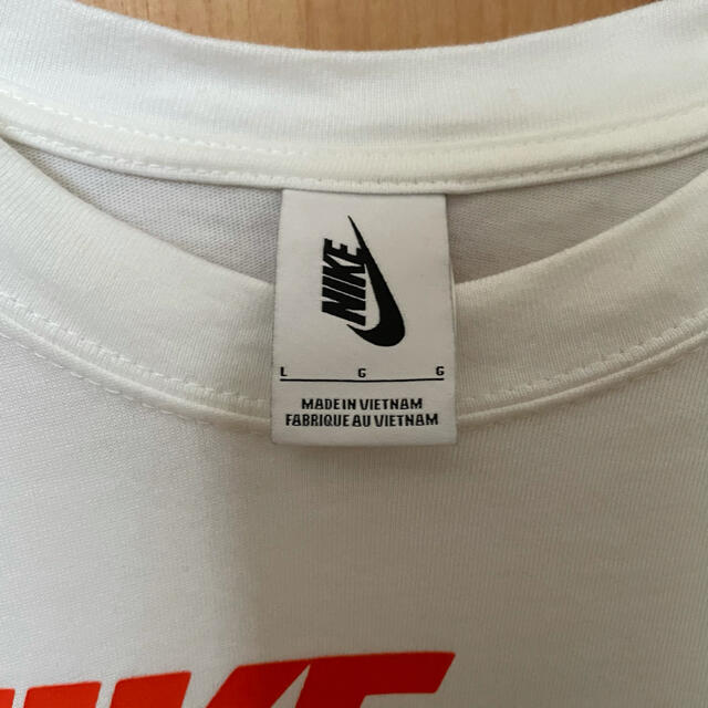 NIKE(ナイキ)のNIKE × STUSSY ビーチTシャツ ホワイト　Lサイズ メンズのトップス(Tシャツ/カットソー(半袖/袖なし))の商品写真