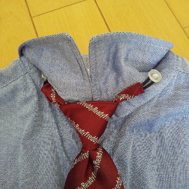 シャツ ネクタイ付 130cm キッズ/ベビー/マタニティのキッズ服男の子用(90cm~)(ドレス/フォーマル)の商品写真