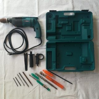 マキタ(Makita)のマキタ　電動ドリル　HP2031　20mm　2スピード(その他)