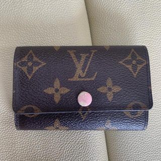 ルイヴィトン(LOUIS VUITTON)のパリ本店購入　ルイヴィトン　キーケース　ピンク(キーケース)