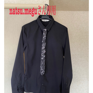 エイチアンドエム(H&M)のH & M  黒シャツ（170cm）・ネクタイ　セット(ドレス/フォーマル)