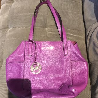 マイケルコース(Michael Kors)のマイケルコース　バッグ　お値下げしました❗️(トートバッグ)