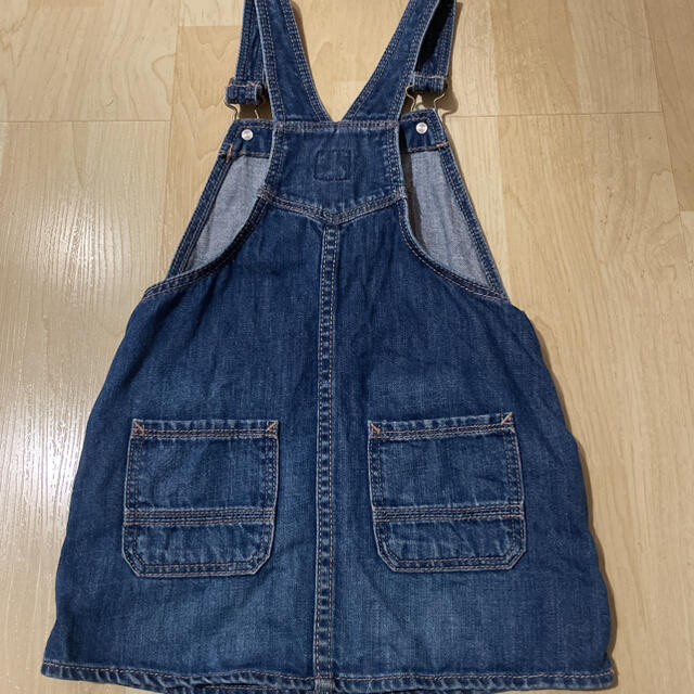 babyGAP(ベビーギャップ)のbaby Gap デニムジャンパースカート  4years キッズ/ベビー/マタニティのキッズ服女の子用(90cm~)(ワンピース)の商品写真