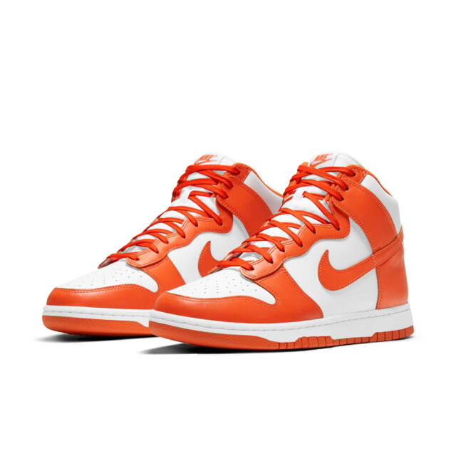 NIKE(ナイキ)のNIKE DUNK HIGH RETRO ORANGE BLAZE メンズの靴/シューズ(スニーカー)の商品写真