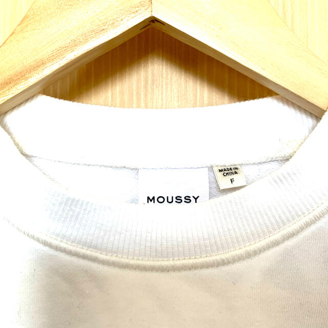 moussy(マウジー)の【MOUSSY】プリントトレーナー 裾幅広め★ レディースのトップス(トレーナー/スウェット)の商品写真