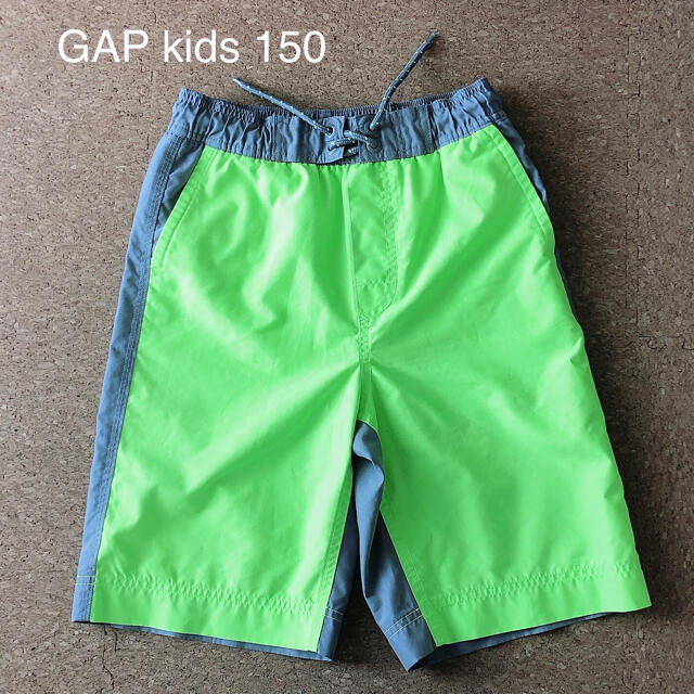 GAP Kids(ギャップキッズ)のGAP Kids 水着ハーフパンツ　150 使用1回 キッズ/ベビー/マタニティのキッズ服男の子用(90cm~)(水着)の商品写真