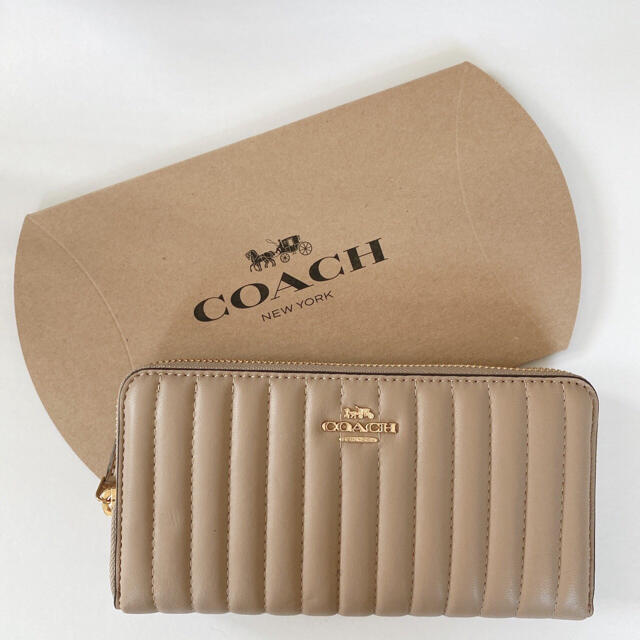 大人気　COACH 長財布　ベージュ　コーチ財布