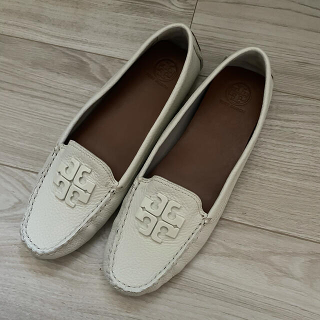 Tory Burch(トリーバーチ)のトリーバーチローファー レディースの靴/シューズ(ローファー/革靴)の商品写真