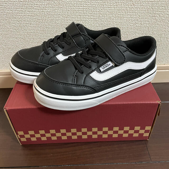 VANS(ヴァンズ)のスニーカーVANSヴァンズ FALKEN V3830K SYN BLK 22cm キッズ/ベビー/マタニティのキッズ靴/シューズ(15cm~)(スニーカー)の商品写真