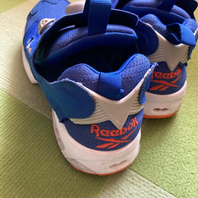 Reebok(リーボック)の最終値下げ、削除ありREEBOK INSTA PUMP FURY ２４cm レディースの靴/シューズ(スニーカー)の商品写真