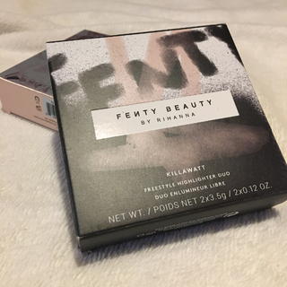 【最安値挑戦】FENTY beauty フリースタイルハイライター 3.5g×2(フェイスパウダー)