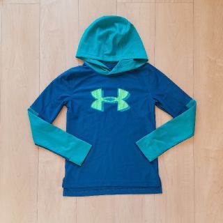 アンダーアーマー(UNDER ARMOUR)のパーカー　薄手　130㎝(ジャケット/上着)