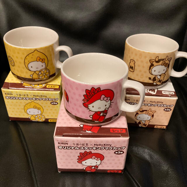 ハローキティ(ハローキティ)の【非売品】午後の紅茶×Hello Kitty オリジナルスタッキングマグカップ  インテリア/住まい/日用品のキッチン/食器(食器)の商品写真