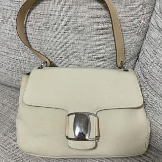 フェラガモ(Ferragamo)のフェラガモ　ショルダーバッグ(ショルダーバッグ)