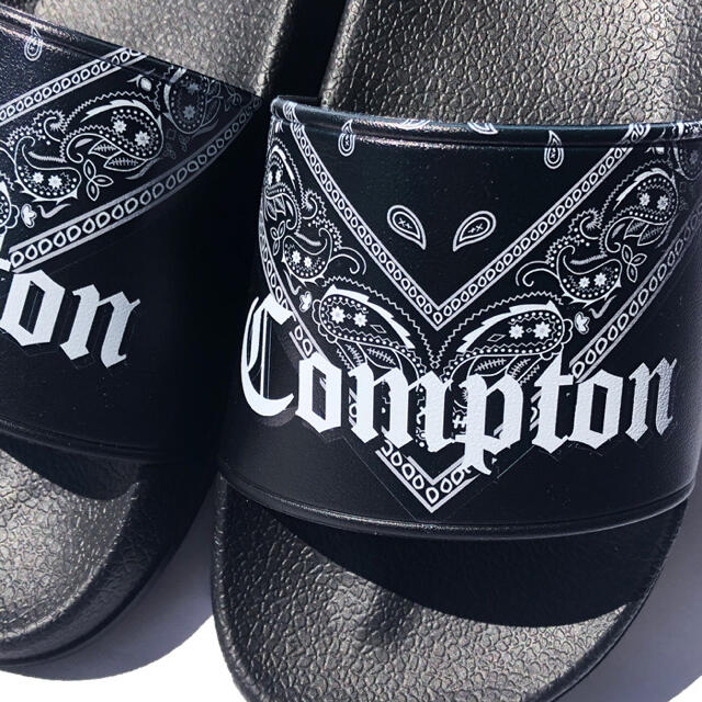 Compton シャワーサンダル コンプトン バンダナ柄 黒 27cm〜