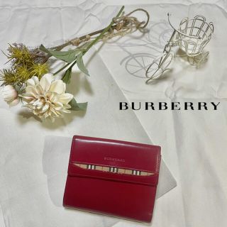 バーバリー(BURBERRY)のBURBERRY バーバリー ノバチェック 赤　折り財布　ウォレット　二つ折り(財布)