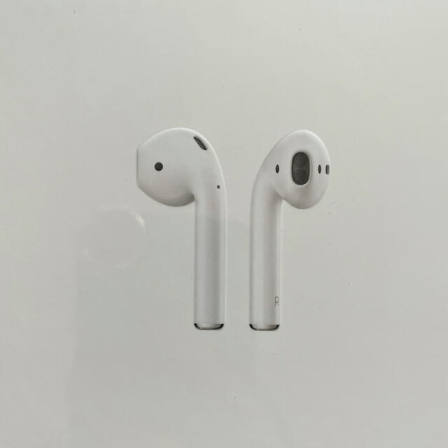 Apple(アップル)の新品未開封Apple Airpods 第2世代  スマホ/家電/カメラのオーディオ機器(ヘッドフォン/イヤフォン)の商品写真