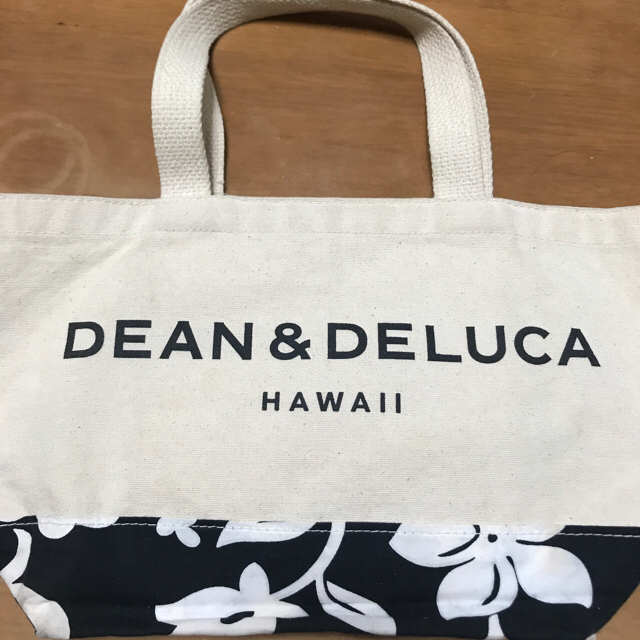 DEAN & DELUCA(ディーンアンドデルーカ)の【中古】ハワイ限定　DEAN &DELUCA ミニトート レディースのバッグ(トートバッグ)の商品写真
