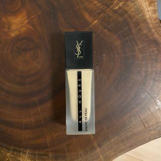 イヴサンローランボーテ(Yves Saint Laurent Beaute)のイヴ・サンローラン　ファンデーションBD20(ファンデーション)