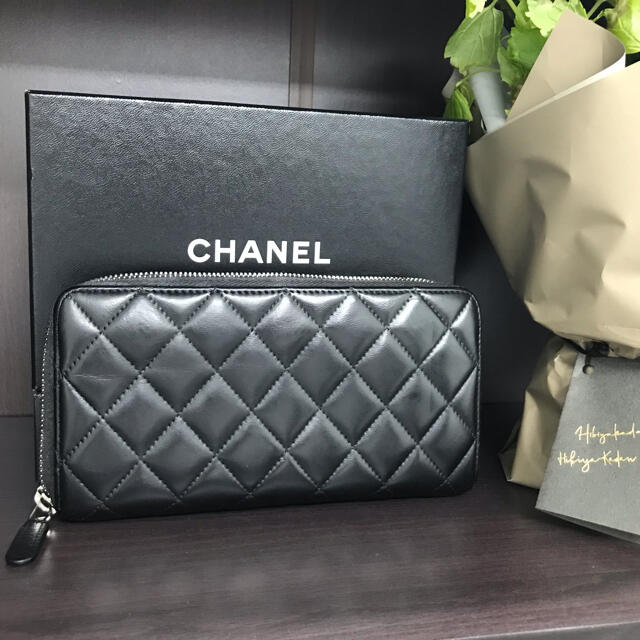 CHANEL(シャネル)の美品 シャネル ラウンドジップ長財布 レディースのファッション小物(財布)の商品写真