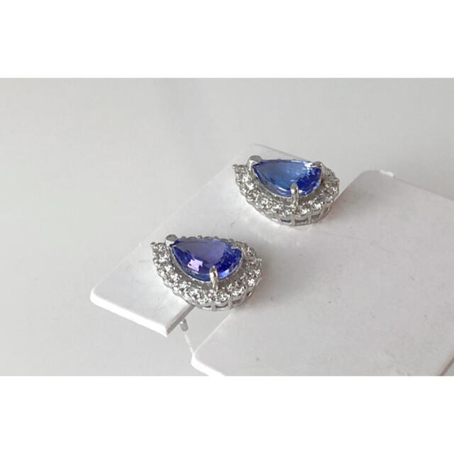 キラキラshop 大粒天然タンザナイト ほぼ2ct ダイヤ ピアス イヤリング キラキラshop 大粒天然タンザナイト ほぼ2ct ダイヤ ピアス イヤリング