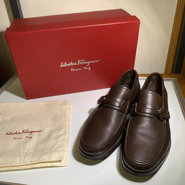 Salvatore Ferragamo(サルヴァトーレフェラガモ)の着用1回　Salvatore Ferragamo フェラガモ ドレスシューズ メンズの靴/シューズ(ドレス/ビジネス)の商品写真