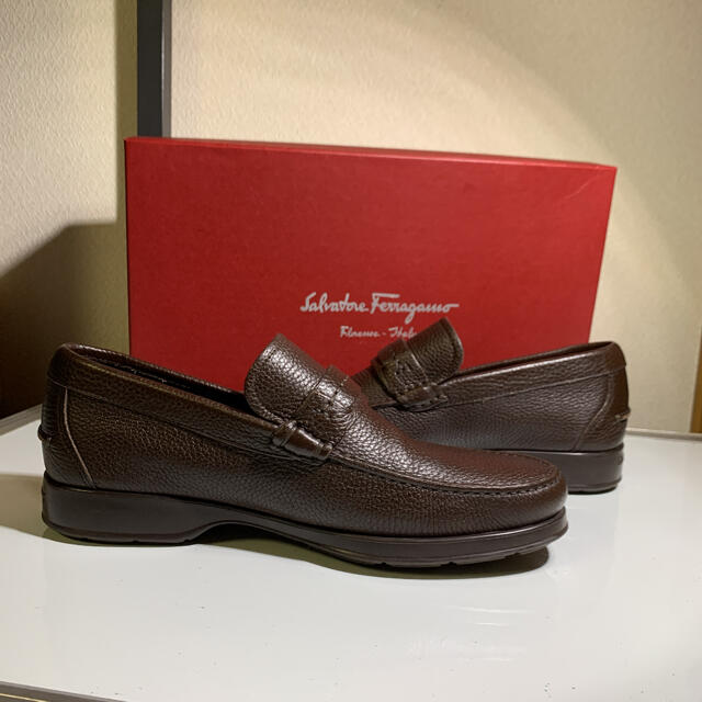 Salvatore Ferragamo(サルヴァトーレフェラガモ)の着用1回　Salvatore Ferragamo フェラガモ ドレスシューズ メンズの靴/シューズ(ドレス/ビジネス)の商品写真