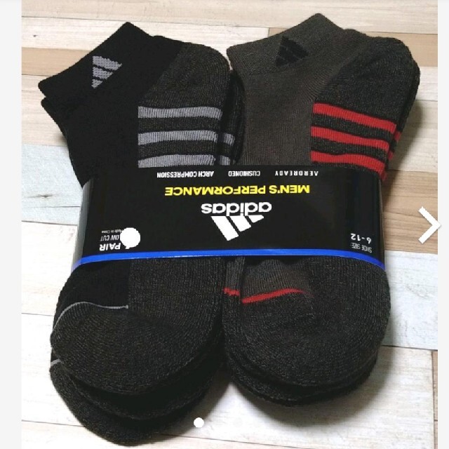 adidas(アディダス)のadidasソックス メンズのレッグウェア(ソックス)の商品写真