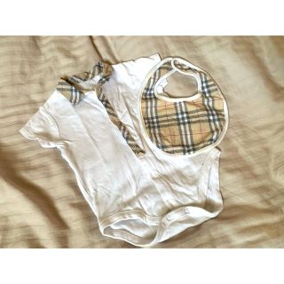 バーバリー(BURBERRY)のBurberry ロンパースとスタイ のセット　70.80(ロンパース)