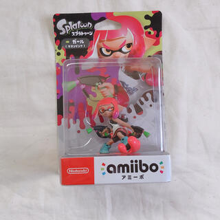 ニンテンドースイッチ(Nintendo Switch)の新品 amiibo アミーボ ガール ネオンピンク Switch(ゲームキャラクター)