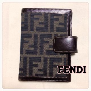 フェンディ(FENDI)のFENDI手帳カバー✨(その他)